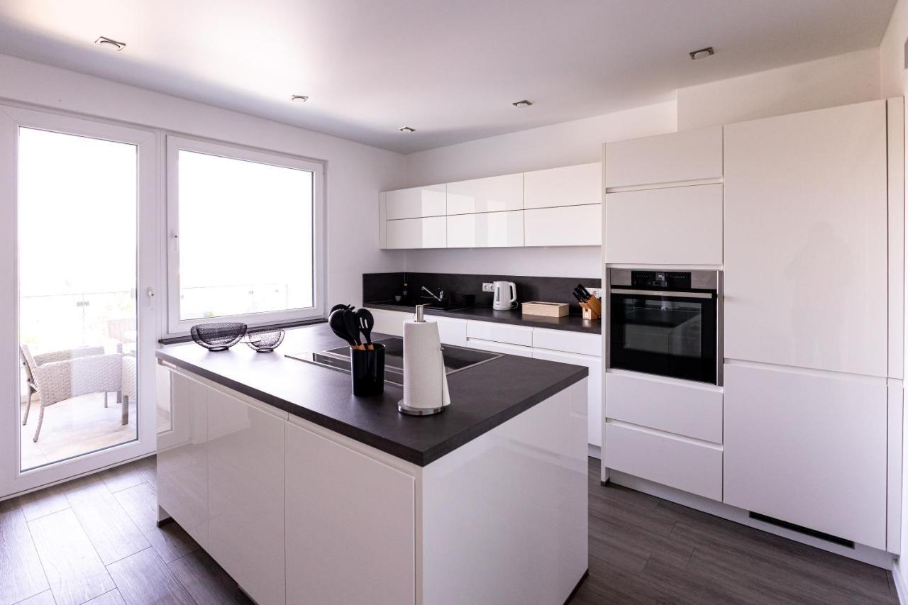 Design Apartment Zentral Fuer 6 In Andernach: Ausblick, Wifi, Kueche מראה חיצוני תמונה