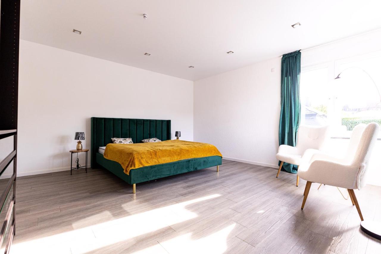 Design Apartment Zentral Fuer 6 In Andernach: Ausblick, Wifi, Kueche מראה חיצוני תמונה