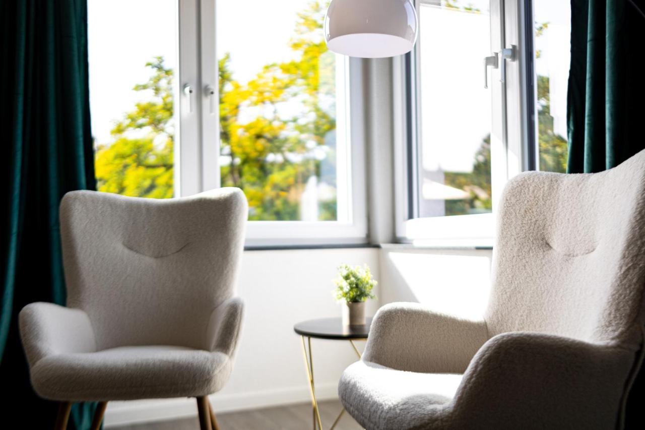 Design Apartment Zentral Fuer 6 In Andernach: Ausblick, Wifi, Kueche מראה חיצוני תמונה